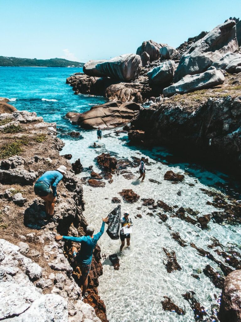 First time Little Fregate expedition by conservation team